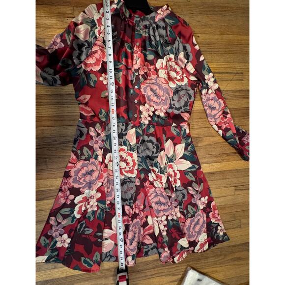 Long Sleeve Belted Tahari Dress-Size 14 - Picture 7 of 8